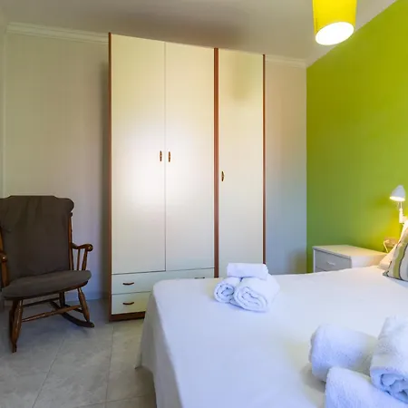 Vacanze Paradiso - Oasi Di Tranquillita Con Piscina E Giardino A 10 Min Dal Mare Aparthotel