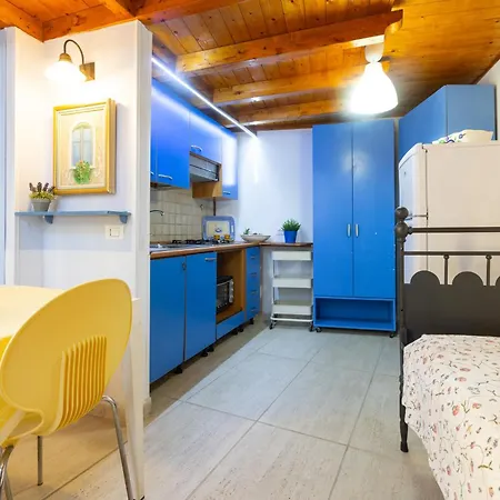 Vacanze Paradiso - Oasi Di Tranquillita Con Piscina E Giardino A 10 Min Dal Mare Aparthotel 3*