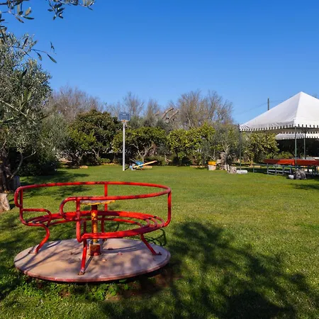 Vacanze Paradiso - Oasi Di Tranquillita Con Piscina E Giardino A 10 Min Dal Mare Aparthotel