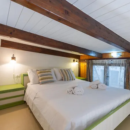 Vacanze Paradiso - Oasi Di Tranquillita Con Piscina E Giardino A 10 Min Dal Mare
